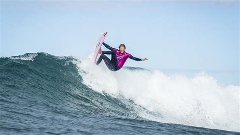 Stephanie Gilmore 783 World Surf League