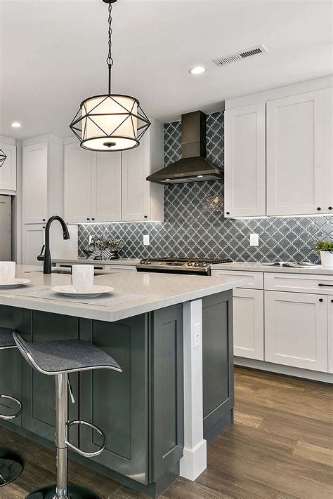 Founded in 1982, kww kitchen cabinets & bath was have been proudly serving the san francisco bay area for over 35 years. 44+ ( Top ) Arabesque Tile - " Kitchen Backsplash " Design Ideas