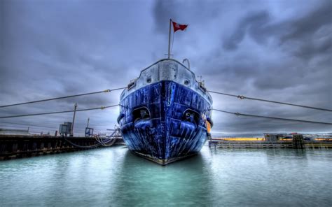 Download Wallpaper 3840x2400 Boat Ship Dock Sea Flag Hdr 4k Ultra