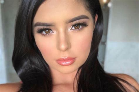 Demi Rose Mawby Instagram Babe Shows Off Logic Defying Curves In