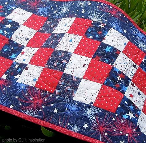 Qi Classics Free Pattern Day Patriotic Quilts Quilted Table