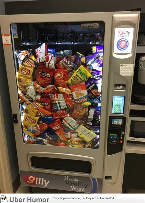 Vending Machine Had An Error And Distributed Everything At Once Funny
