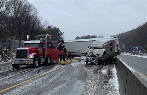Update Interstate 80 Re Opens After Crash Involving Multiple Tractor