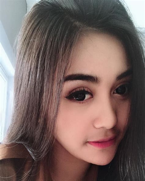 Ayu Sintya Dewiさんはinstagramを利用しています「😇」 Kecantikan Gadis Cantik