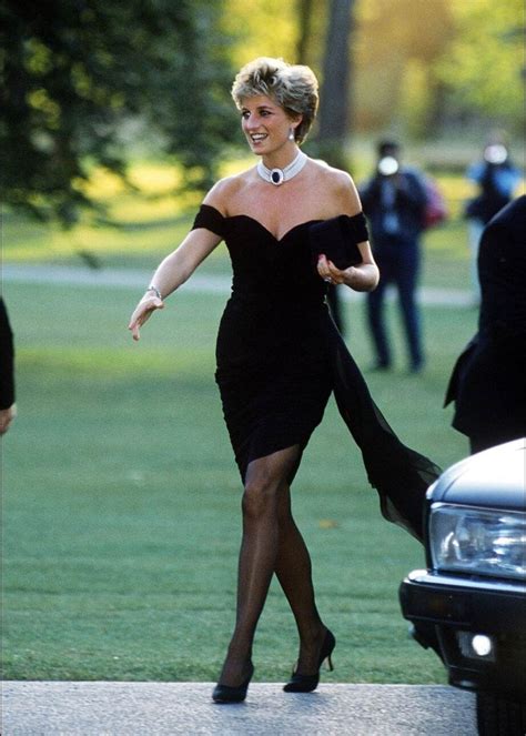 The Surprising Story Behind Princess Diana’s Iconic Revenge Dress
