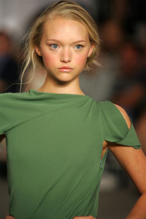 Revisit Gemma Ward S Most Memorable Moments On The Runway Gemma Ward