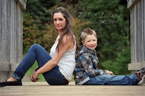 mom-and-son-fall-photos-mother-son-photos,-mother-son-pictures,-mommy-and-son