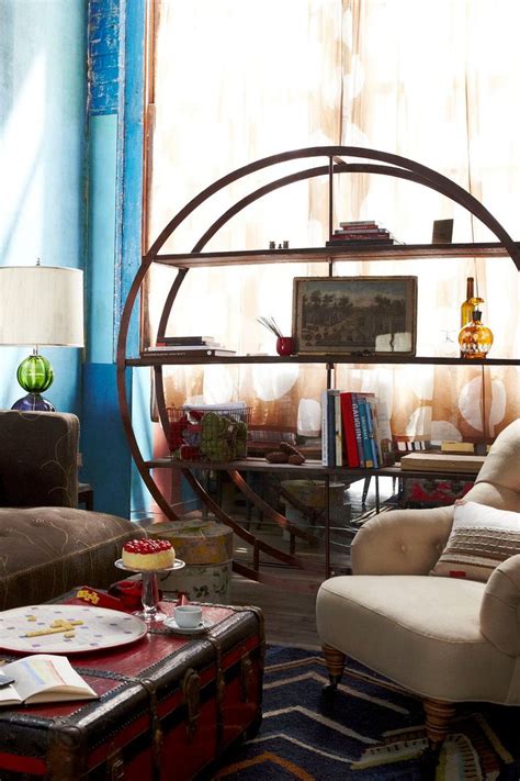 Been meaning to share how we did this circle shelf for a bit now!! Blue 11 Interiors: Round Bookcase Round-Up