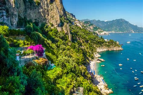 A province of the roman empire (consisting of the island of sicily). SICÍLIA | Itália | ALLWAYS
