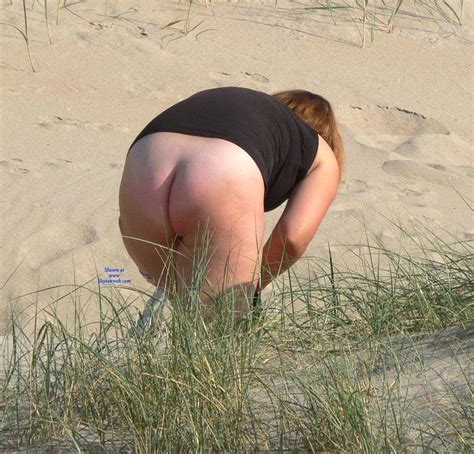Changing Clothes On The Beach May 2016 Voyeur Web