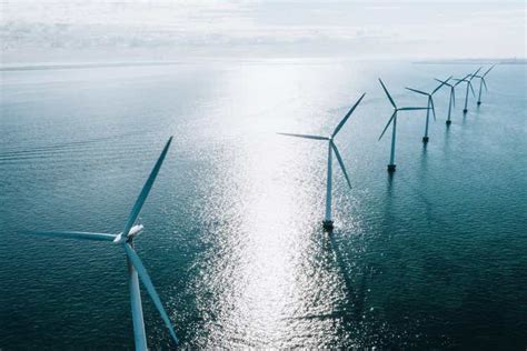 Bp Equinor To Develop Offshore Wind Port Hub Near New York City Nyse