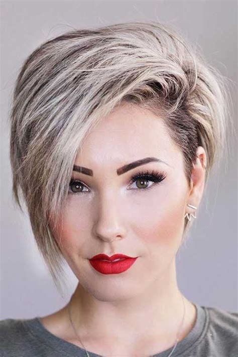 Berry, the queen who has been rocking iconic pixie cuts before pixie cuts. 35 Best Layered Short Haircuts for Round Face 2018 | Short ...