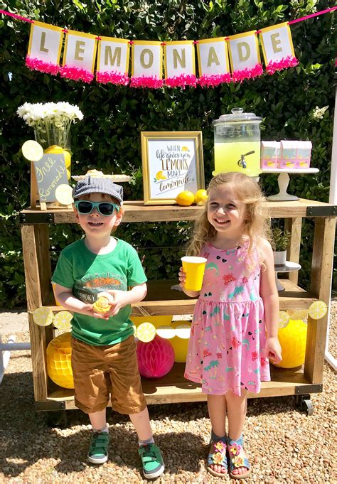 Kids Lemonade Stand Pop Of Gold Kids Lemonade Stands Kids Lemonade