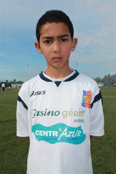 Joueur Nadir El Amari Club Football Asptt Hyeres Football Footeo