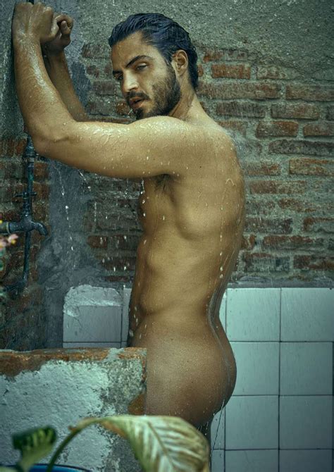 Maxi Iglesias Naked The Male Fappening