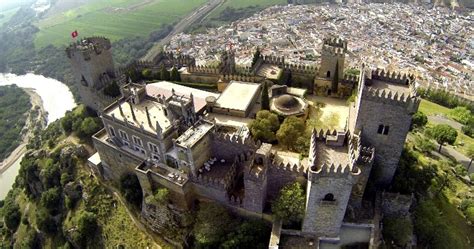 Castillo De Almodóvar Del Río Historia Y Actualidad ⚔️