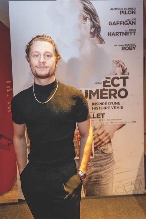 His birthday, what he did before fame, his family life, fun trivia facts, popularity family life. Découvrez le talent qu'Antoine Olivier Pilon a développé ...