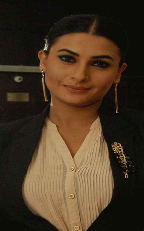 Resize multiple jpg, png, svg or gif images in seconds for free. 'No Offence' To Makeup Artists But Pavitra Punia 'Doesn't ...