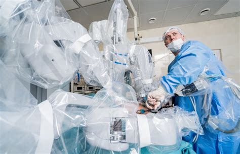 Modern Surgical System Medical Robot Minimally Invasive Robotic