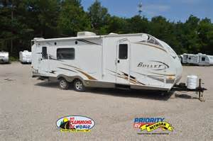 At a lean 4930 pounds, this is a lot of trailer for its size! Keystone Bullet 250rks RVs for sale