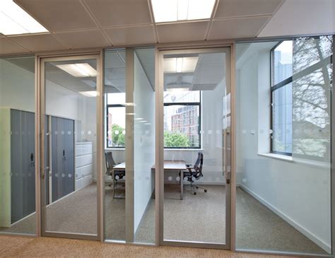 Floor To Ceiling Glass Doors 13 Modern Design Ideas Avanti Systems