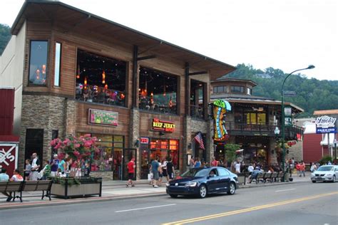 6 Must Do Activities In And Around Gatlinburg And Pigeon Forge Great