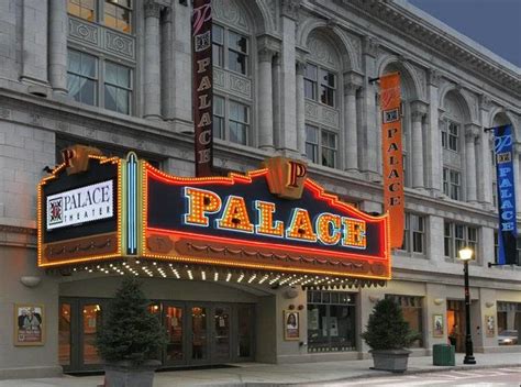 The Palace Theater In Connecticut Is Absolutely Incredible