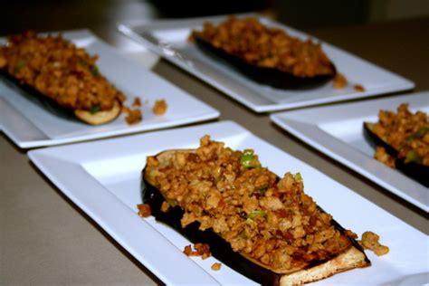 Resep ayam goreng yang gurih dan empuk dengan sambal matah khas bali mudah cara membuatnya. Resep Terong Panggang Ayam Cincang - Resep Masakan Dapur Arie