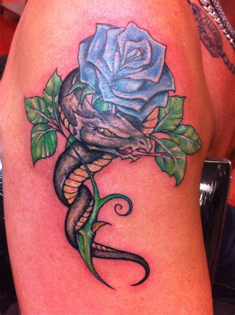 Only 2 available and it's in 1 person's cart. Snake rose | Tattoo | Pinterest