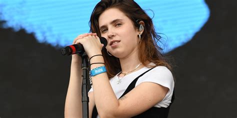 Clairo Shares Funky New Song 4ever Hypebeast