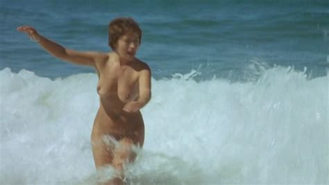 Nude Video Celebs Annie Girardot Nude Traitement De Choc