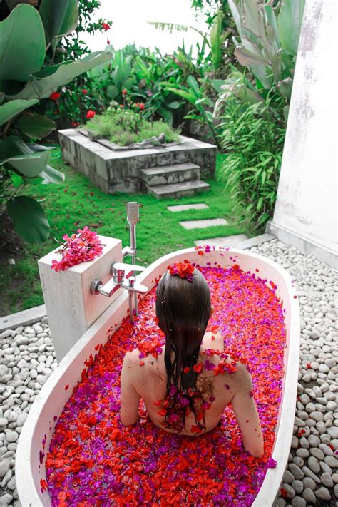 bali flower bath by ksenia bobrovskaya bath inspiration cool tree houses flower bath
