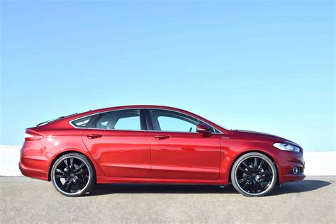Sa boite de transmission automatique à 6 vitesses avec sélecteurs de vitesse et un intérieur incroyablement chic créent une ambiance imbattable. Too Much? Loder1899 Gives New Ford Mondeo 22-Inch Wheels ...