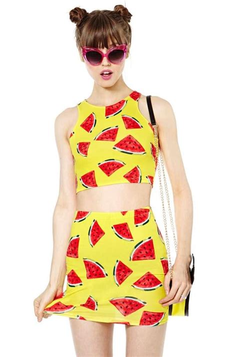 Reverse Juicy Fruit Top This Outfit Is Too Summery And Fun Fashion