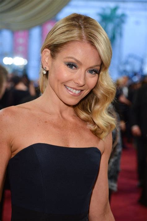 Photo Proof That Kelly Ripa Has Been Smiling Since 1993 Oscar