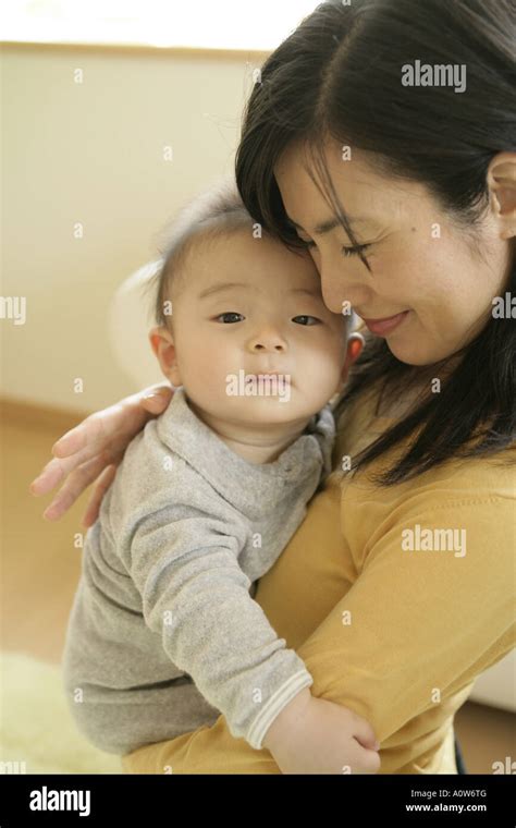 Japanese Mother Son Hugging Hi Res Stock Photography And Images Alamy