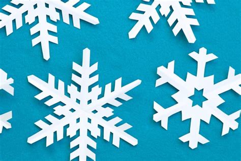 7 Amazing Snowflake Patterns And Templates