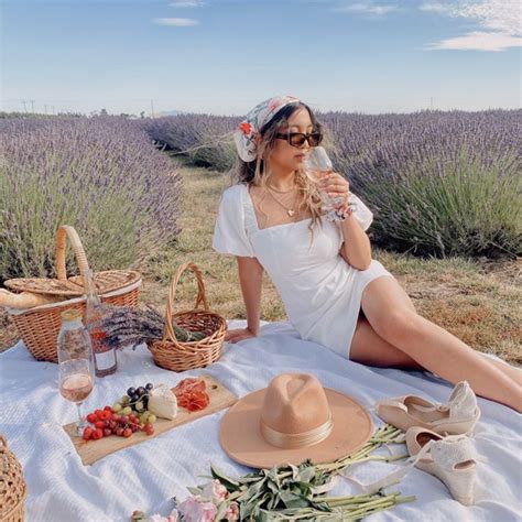 20 Perfect Picnic Outfits Picnic Outfits Bbq Outfits Picnic Date Outfits Vlrengbr
