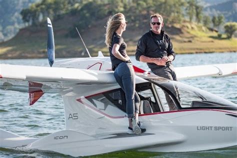 Icon A5 Is An Airplane Anyone Can Fly Icon Car Gadgets Airplane