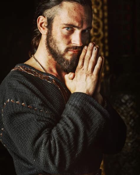 Images For Vikings Athelstan The Priest The Wisdom That Enchanted