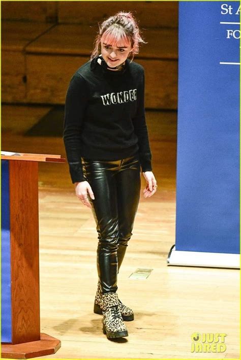 Pin By Alex On Maisie Maisie Williams Fashion Leather Pants