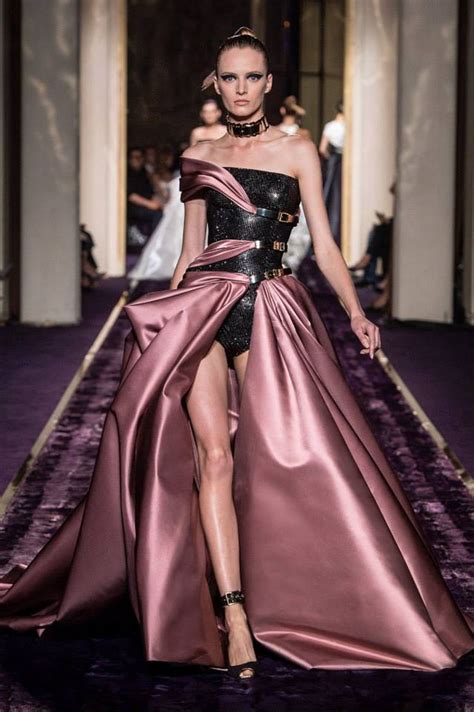 Atelier Versace Fall Winter 2014 Collection