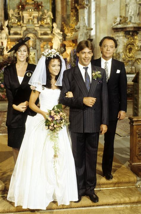 Im einklang mit der natur gärtnern pdf jutta langheineken download servamp 04: Sascha Hehn ist der TV-Arzt, dem Frauen vertrauen | GALA.de