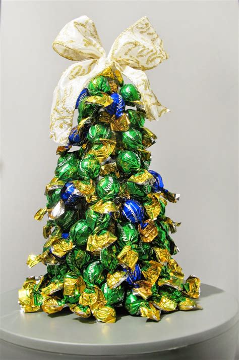 20 Adorable Diy Mini Christmas Trees Youre Going To Love
