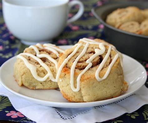 Almond Flour Cinnamon Rolls Low Carb And Gluten Free All Day I