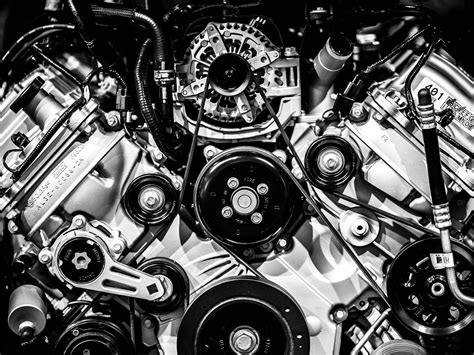 Pin By Tahsin Gün On Black And White In 2019 Car Engine Online Cars