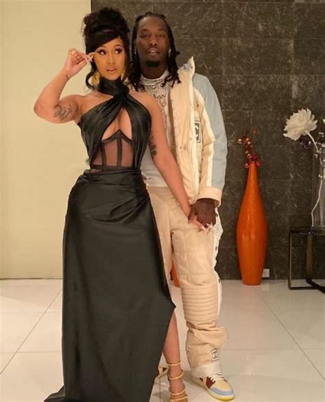 Offset And Cardi B Blow 100k In Ones At A Strip Club In Los Angeles