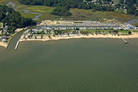 Breezy Point Marina In Chesapeake Beach Md United States Marina