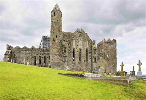 the 11 best castles to visit in ireland