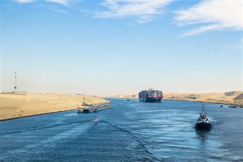 The canal separates the african continent. Crise du canal de Suez : histoire, résumé, origines du ...